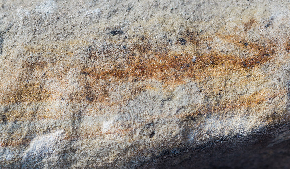 Sandstein ist ein Naturstein und gehört zu den Sedimentgesteinen aus miteinander verkitteten Sandkörnern