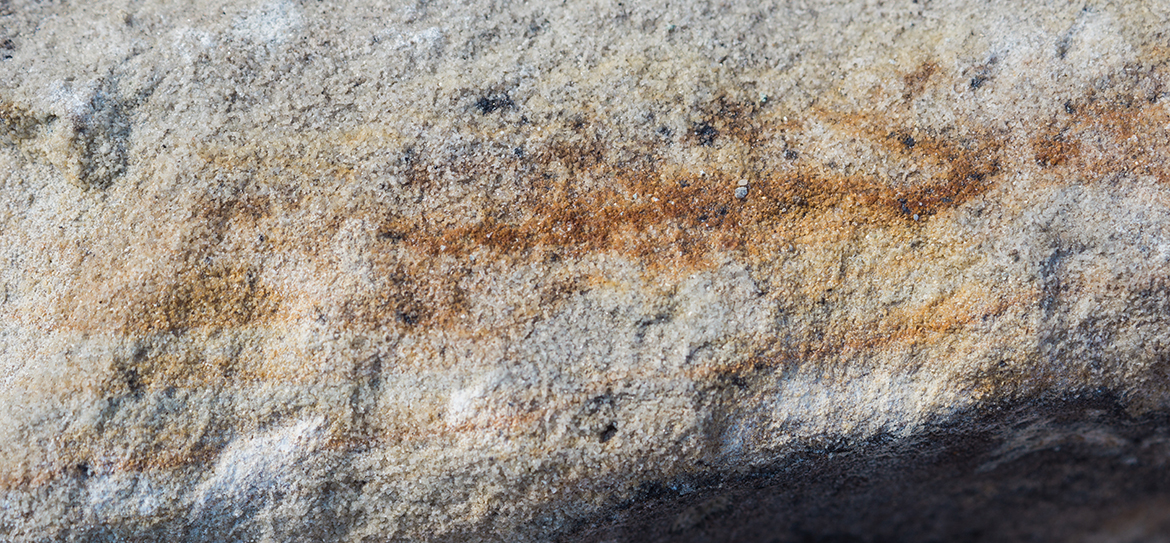 Sandstein ist ein Naturstein und gehört zu den Sedimentgesteinen aus miteinander verkitteten Sandkörnern